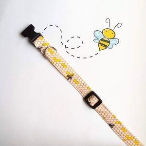Honeycomb dog collar
